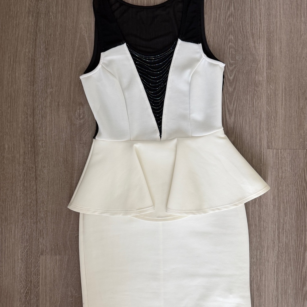 Elegant Black and White Cocktail Dress